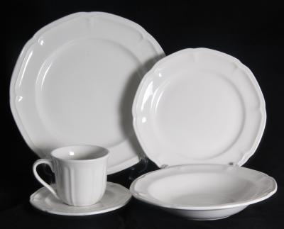 China Sustainable Porcelain Dinnerware Set, Embossed Porcelain Ceramic Dinnerware for sale