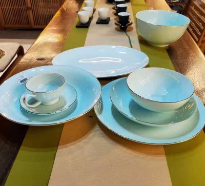 China Sustainable Bone China Color Dining Dinnerware Set Set Dinner Set for sale