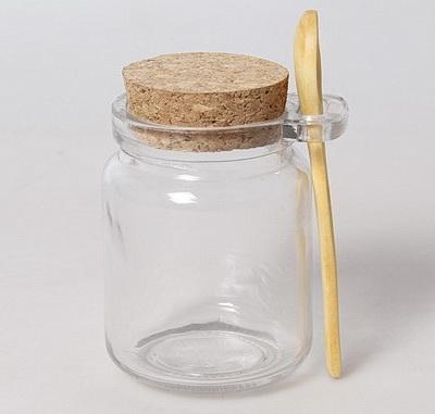 China Freshness Preservation Bath Salt Bottle 250ml Glass Jar 8oz Cosmetic Glass Bottle With Wooden Spoon And Cork Lid for sale