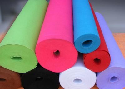 China Green Needle Punched Non Woven Rolls Non Woven Cleaning Cloths for sale