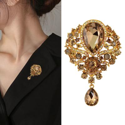 China Crystal Luxury Multicolor Available Big Crystal Water Drop Rhinestone Brooches For Women Banquet Dress Coat Fashion Scarf Buckle for sale