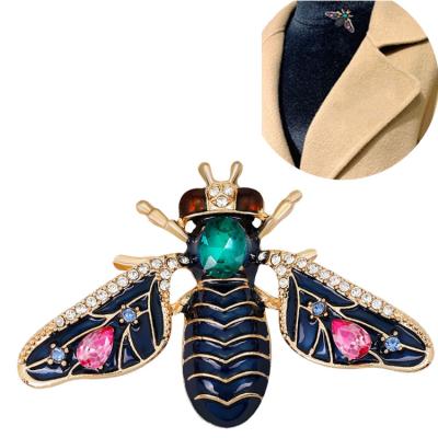 China High Quality Crystal Rhinestone Bee Brooch Large Fashion Insect Pin Vintage Brooches For Women Winter Coat Jewelry for sale