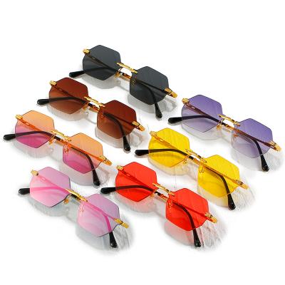 China New polygon sunglasses women's sunglasses border fashion customized by European and American fashion ocean rimless sunglasses for sale