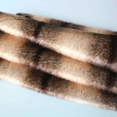 China Hot Selling Chinese Factory Auto Upholstery Chameleon Pile Plush Fabrics Long Plush Fabrics Luxury Faux Faux Fur Fabrics for sale