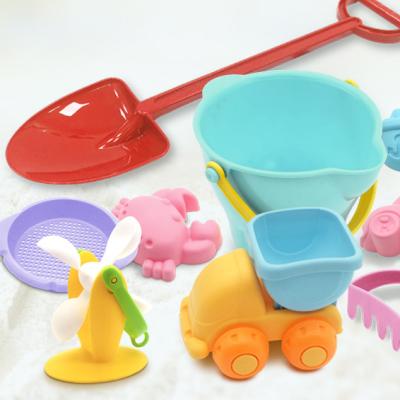 China High quality new silicone sand bucket beach toy beach toys portable fun wholesale set child buggy for sale