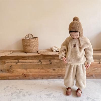 China Printing Flannel Children's Clothing Sets 1-7 Years Old Style Flannel Sweater And Pants Outfits Korean Autumn Winter Children Clothes for sale