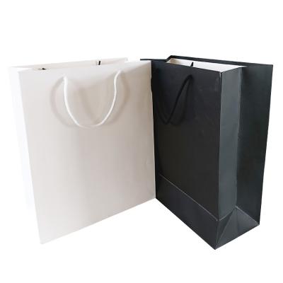 China Durable Custom Made Cosmetic Paper Bag Gift Apparel Shopping Paper Bag Jewelry Cosmetic Paper Bag for sale