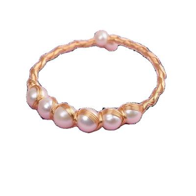 China TRENDY vintage gold plated bracelet inlaid open twisted bracelet handmade adjustable freshwater natrual beaded pearl bracelet for sale