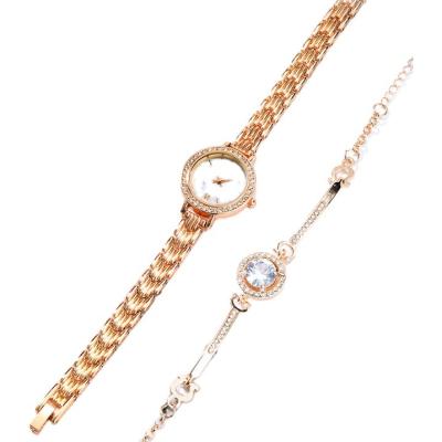 China Water Resistant Women Designer Diamond Wrist Watch Quartz Wristwatch Elegance Gold Watch Gift Box Set for sale