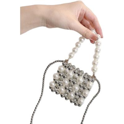 China New Fashion Fashion Hand - Woven Pearl Purse Mini Square Body Bag Women Beaded Bag Cross-Body Beading Chain Bag for sale