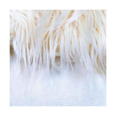 China Chinese Factory Sale Anti-Static Soft Fabric For Blankets Plush Toy Manufacturer Polyester Knitted Fabric Plush Fur Fabric for sale