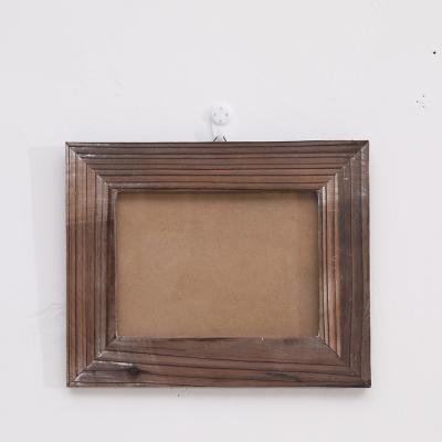 China Eco-Friendly Wooden Picture Frame Photo Picture Frame Flexible And Minimalist Foldable Rustic Unfinished Decoration Wall Hanging Picture Frame for sale