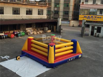 China El patio interior embroma juegos inflables de los deportes/el ring de boxeo inflable en venta