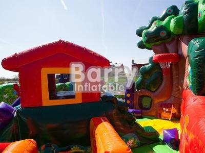 China La aduana explota la carrera de obstáculos para la despedida de salto inflable del patio del tiempo del partido del niño en venta