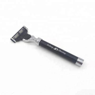 China Triple Blade Metal Handle 3 Blade Razor for sale