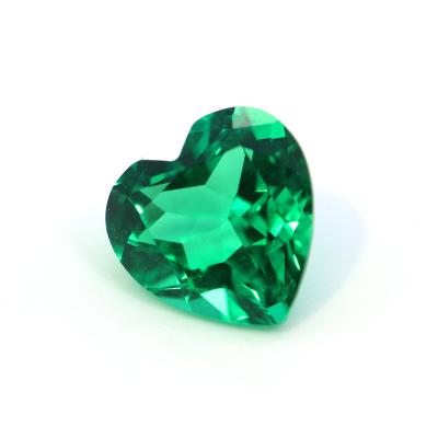 China Jewelry Making Colombian Lab-Raised Green Stone 7*7mm Cheap Heart Per Carat Synthetic Green Loose Gemstone For Ring Jewelry Making for sale