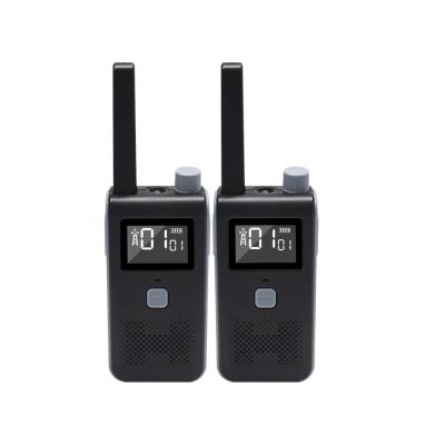 China 3-5KM Long Range Rechargeable Walkie Talkies with Vox Function LED Screen and Power Saving Mode 8/22 channels à venda