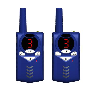 China Frecuencia ultraelevada bidireccional linda plástica los 3-5km del Walkietalkie con pilas para los muchachos/los regalos de las muchachas en venta