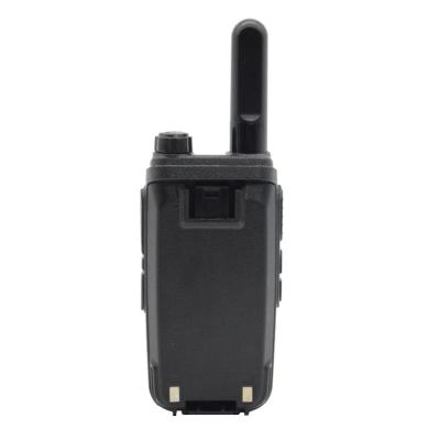 China 2 Walkietalkie Handheld da frequência ultraelevada 2W 1000Mah 470MHz da maneira C30 à venda