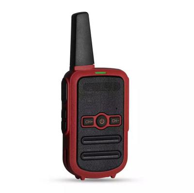 China Radios bidireccionales de la gama larga de los Walkietalkie recargables de los adultos para acampar de la familia en venta