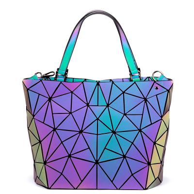 China Lady's lovevook luminous handbags women reflections luxury handbags fashion ladies handbags for sale