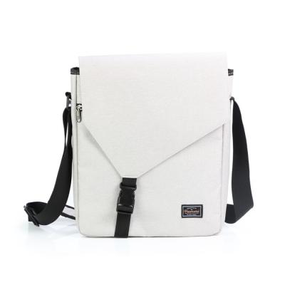 China Multiple Storage Space Wholesale Cross - Body Shoulder Business Men Bag Messenger Tablet Bags 26*8*34 cm for sale