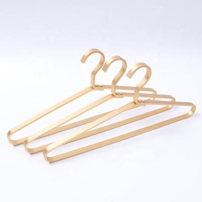 China Durable/Lightweight/Eco-friendly/Rustproof/Luxury Factory Direct Sales Fashion Logo Store/Home/Supermarket Flat Aluminum Hanger for sale