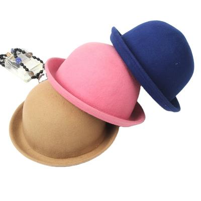 China Wholesale 2021 Brimming Wool Women Hats Autumn Breathable Comfortable Dome Two Tone Wool Felt Hat Winter Bucket Hat England Round for sale