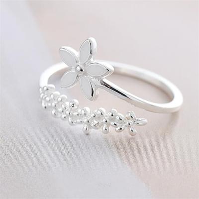 China Romantic Daisy Flower Open Ring Adjustable Rings Korean Style Rings Shape Jewelry For Gift for sale