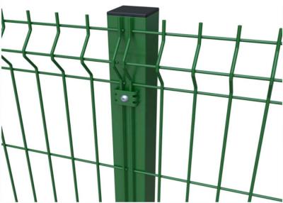 Cina 3 Pieghe 3d Fence a maglia di filo curvo verde Pvc rivestito Saldato in vendita