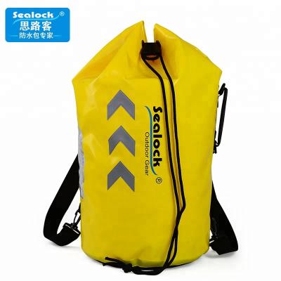 China High Tensile High Tensile Rope Climbing Bag 35 Liter Tube Waterproof Dry Bags for sale