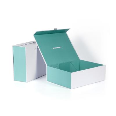 China DF Logo Printing Cosmetic Beauty Cloth Recyclable Packaging Gift Box Custom Paper Box for sale