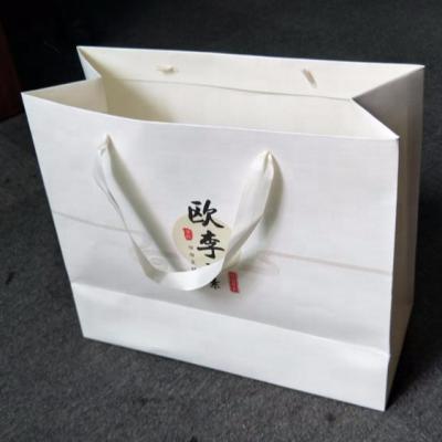 China Factory Direct Selling Recyclable Kraft Paper Bag Handbag Fine Gift Paper Bag High Quality Fine Paper Bag for sale