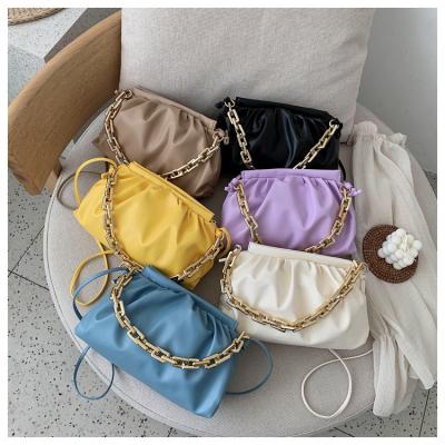 China New Fashion Qetesh Women's Bag Armpit Bag Wrinkle Thick Chain Ladies Fashion Handbags for sale