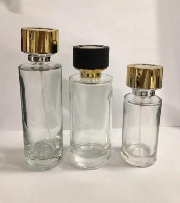 Cina atomizzatore di vetro di lusso dello spruzzatore della bottiglia di profumo di 30ml 50ml 100ml con l'OEM di alluminio del cappuccio in vendita