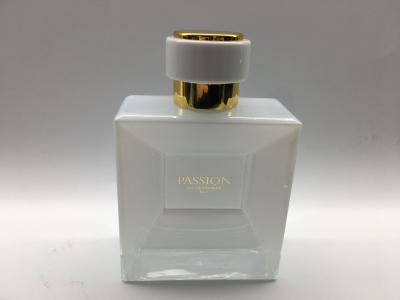 Chine Bouteille de parfum en verre de parfum de chapeau d'atomiseur de la bouteille 100ml de place vide de GV à vendre