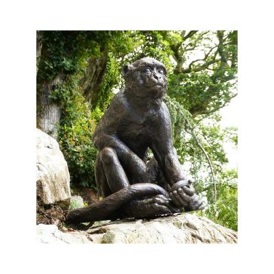 China Life Size Outdoor Craft Darwin Monkey King Statues China Garden Decoration Metal Life Size Bronze Sculpture Large for sale