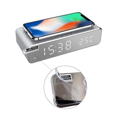 China Mobile Phone Factory Direct Sales Alarm Time TemperatureWireless Logo Wireless Charger With LED Digital Alarm Clock For iphone for sale