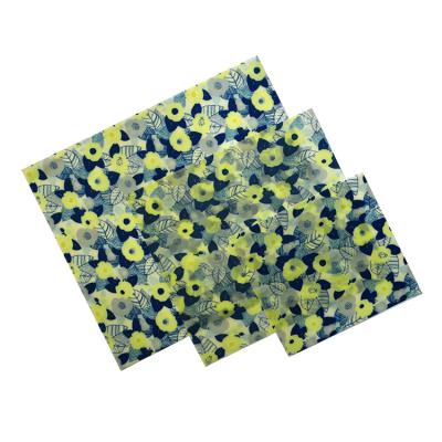 China Reusable Plastic Free Wrap Beeswax Food Fresh Beeswax Cloth S/M/L Or Customized Size for sale