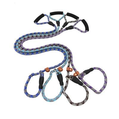 China Chinese Climbing Collar Perro Corcho de Chrismas Reflective Rope Leash Dog Collars Led Harness Amazon Cat Neck Reflective Usb Bestsellers for sale