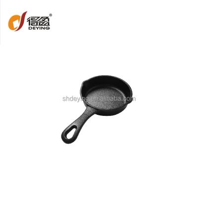 China Factory Supply Wholesale CLASSIC Cast Iron Skillet Pre-Seasoned Small Skillet for Stovetop Oven or Camp Cooking for sale