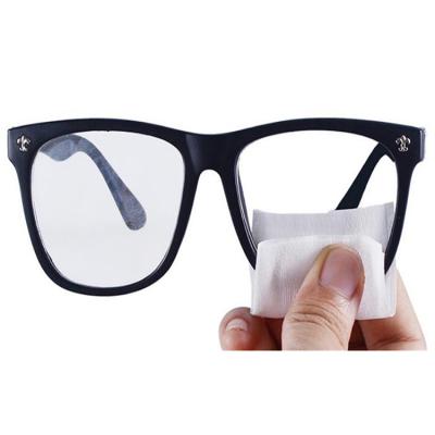 China Dry run anti-fog cleaning glasses of a soft, low-linting eyeglass cloth wipes cloth wet-strength paper for sale