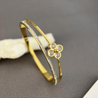 China Wholesale Romantic Trendy Women's Jewelry Flower Design Flower Gemstone Stainless Steel Clover Bracelet Femme for sale