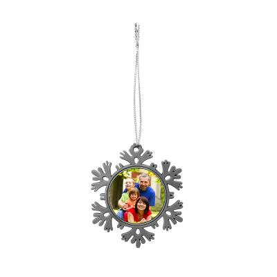 China Custom Christmas Decoration Sublimation Blank Metal Christmas Tree Ornaments Flat Pendants Christmas Ornament for sale