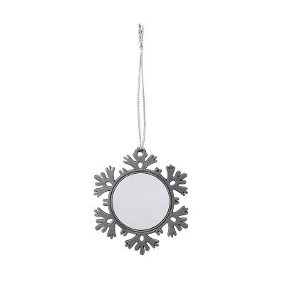 China Christmas Decoration Christmas Snowflake Ornament Blank Sublimation Metal Pendants Christmas Ornaments for sale