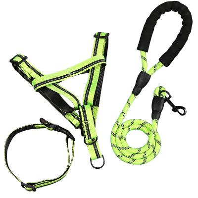 China Padded Night Safety 3 in 1 Reflective Dog Harness Collar and Leash Set for sale