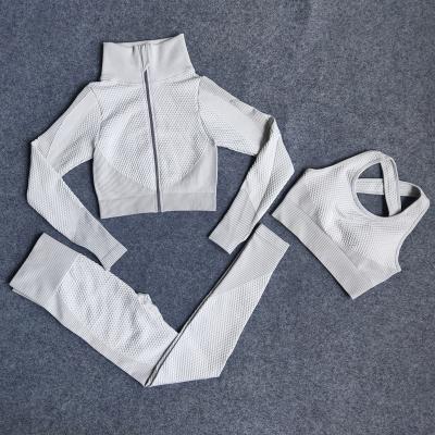 China Wholesale New Gym Breathable Jackets Women's Seamless 3 Pieces Stretching Yoga Set for sale