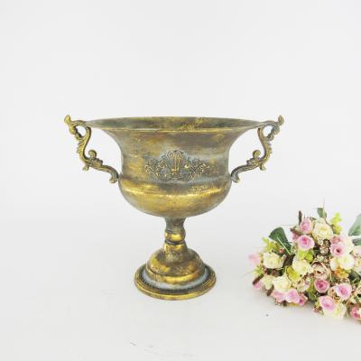 China Sustainable Garden Design Flower Pots Metal Flower Pot Decorative Rustic Container for sale