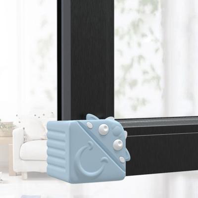 China New Style Eco-freindly Baby Safety Protection Corner Protector Anti Impact Corner Guards For Window for sale