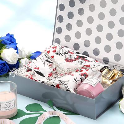 China Recycled Easy Fold Gray Materials Cardboard Tileable Gift Tin Box Skin Care Products Collapsible Pastry Dishes for sale